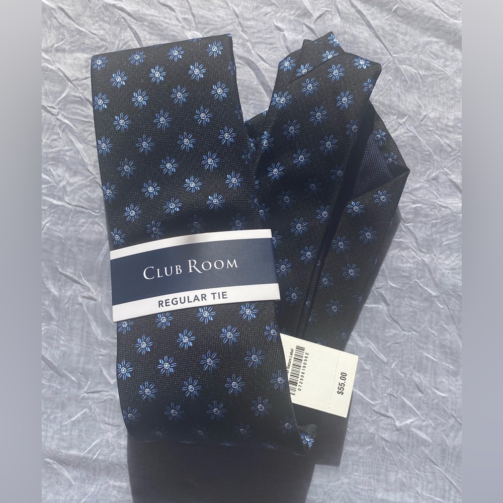 Club Room Black Floral Tie